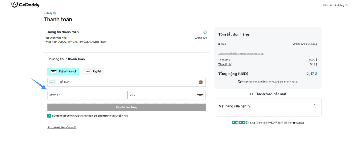 hoàn tất thanh toán để mua tên miền tại GoDaddy